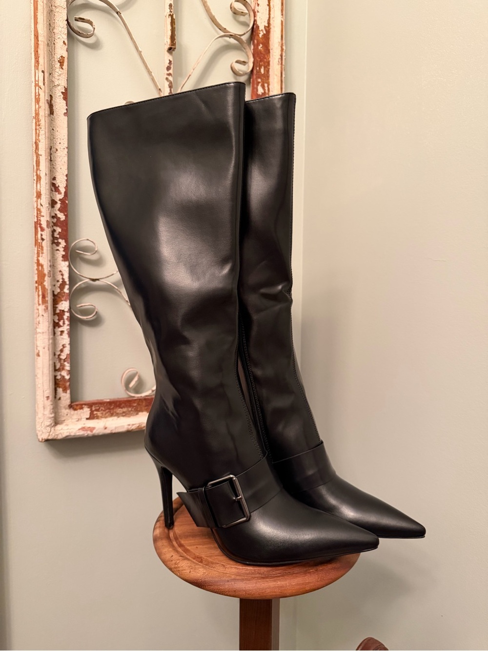 Black Knee-High Pointed Toe Stiletto Boots